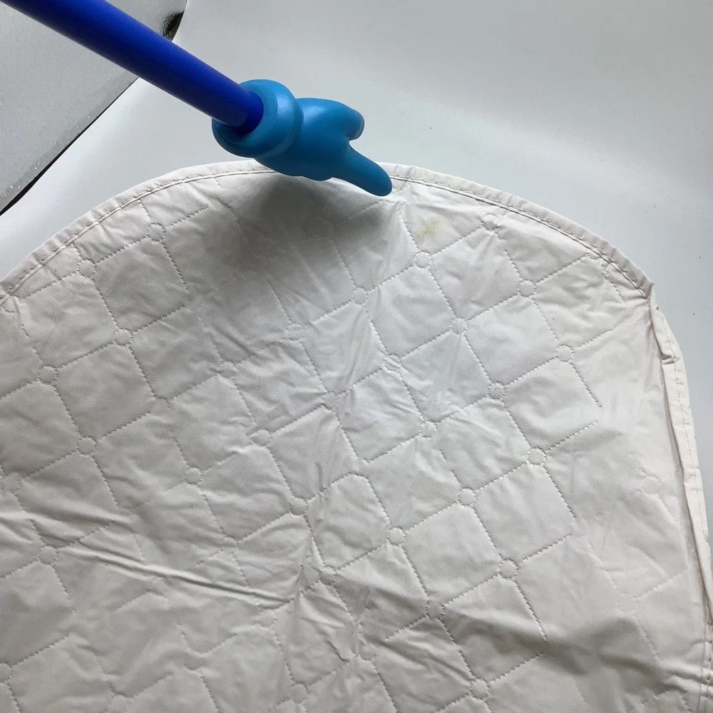 Vintage Quilted Vinyl‎ Appliance White Cover Floral Embroidery